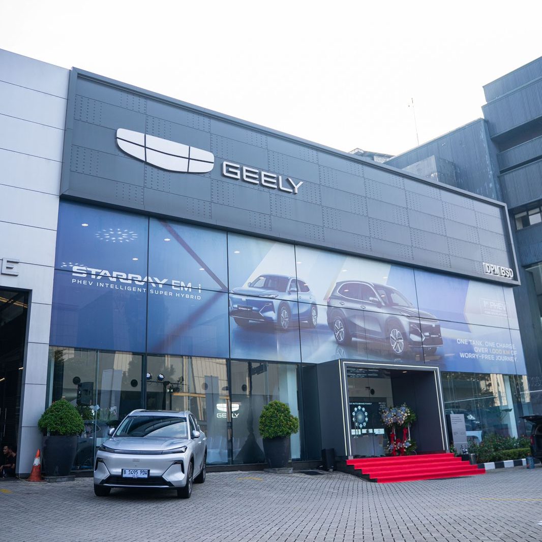 Eksterior Showroom Geely DPM BSD